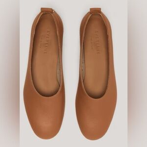 The New Day Glove flat by Everlane